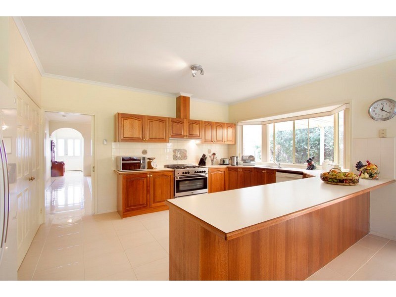 22 Ellesse Way, Berwick VIC 3806