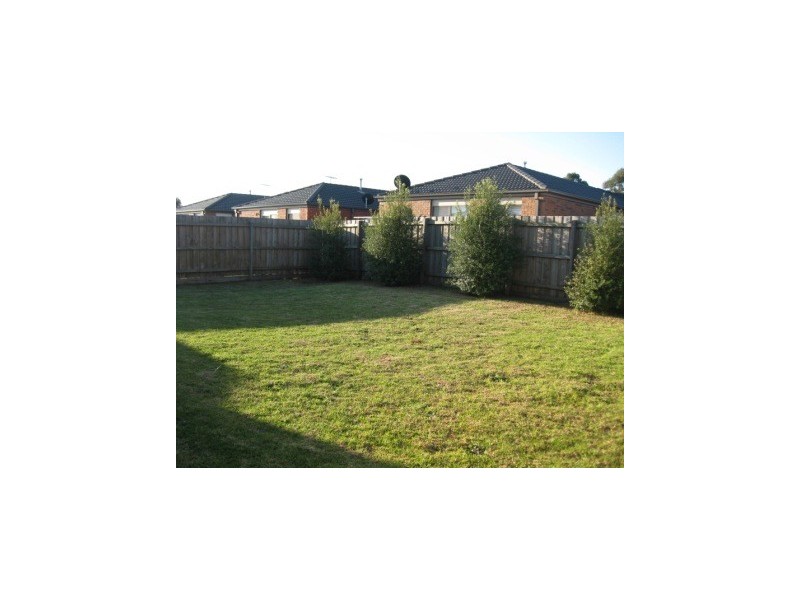 3 Cindy Crt, Berwick VIC 3806