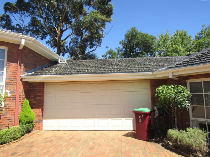 5/32 Langmore Lane, Berwick VIC 3806