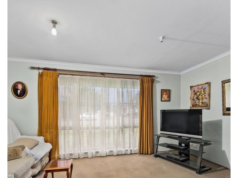 21 Homestead Road, Berwick VIC 3806