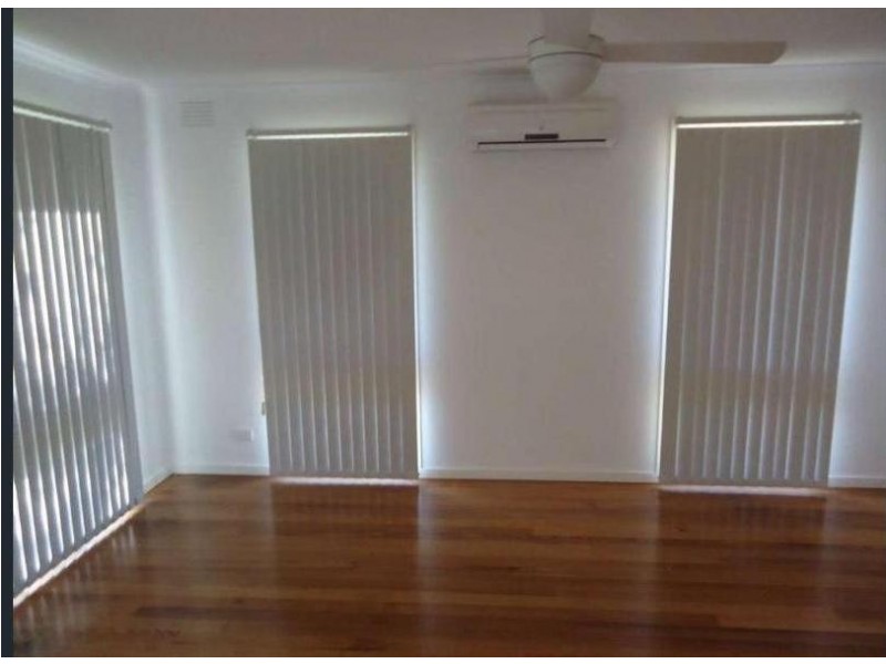 4 Bemersyde Drive, Berwick VIC 3806