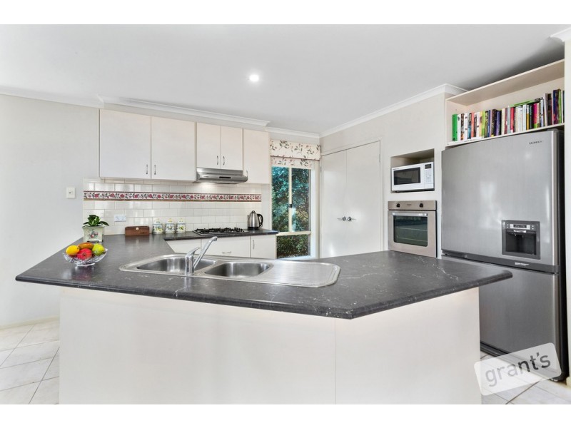 101 Marisa Crescent, Berwick VIC 3806