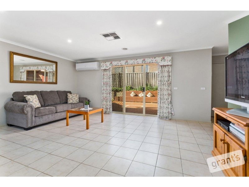 101 Marisa Crescent, Berwick VIC 3806