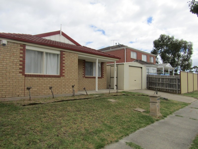 93 Laura Drive, Hampton Park VIC 3976