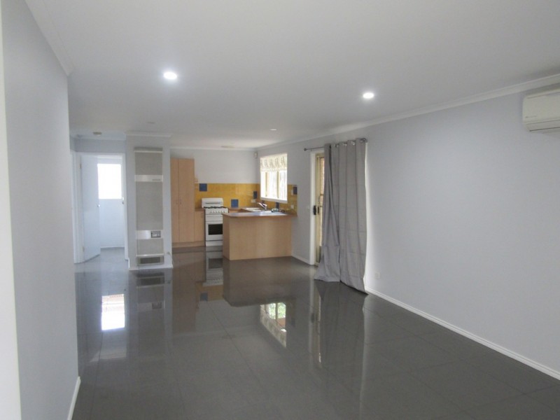 93 Laura Drive, Hampton Park VIC 3976