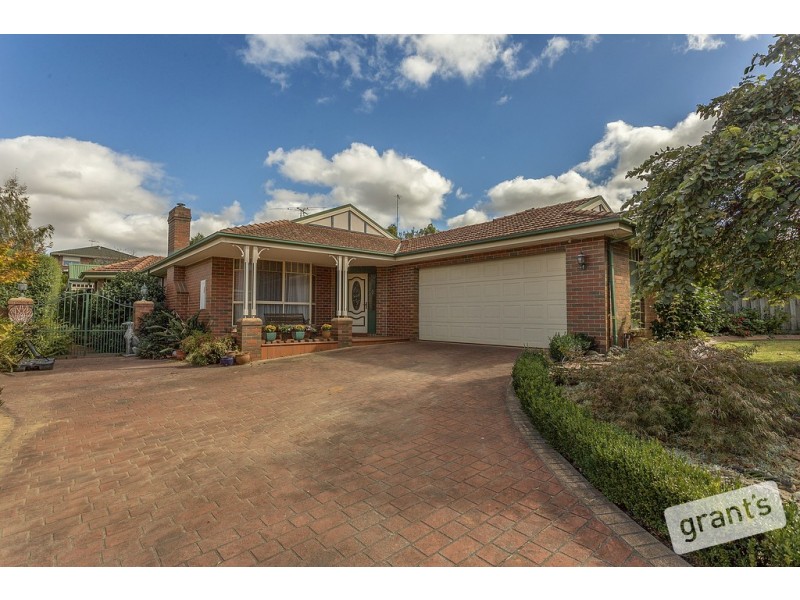 31 Melville Park Drive, Berwick VIC 3806