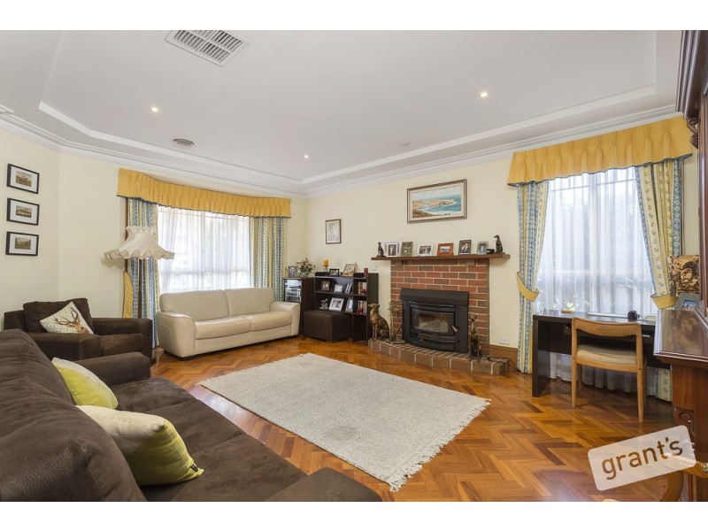 31 Melville Park Drive, Berwick VIC 3806