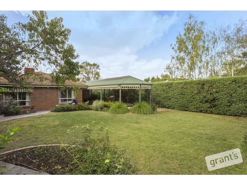 31 Melville Park Drive, Berwick VIC 3806