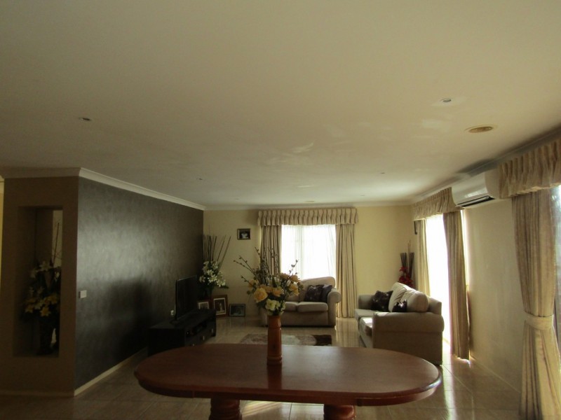 9 Colendy Close, Lyndhurst VIC 3975