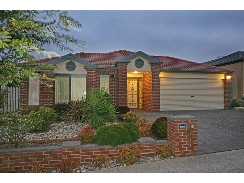 10 Embling Street, Berwick VIC 3806