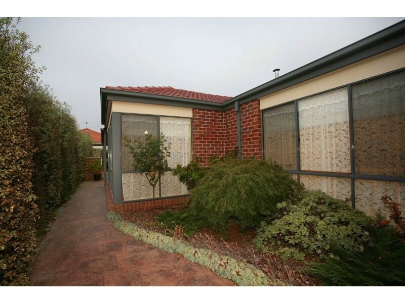 10 Embling Street, Berwick VIC 3806