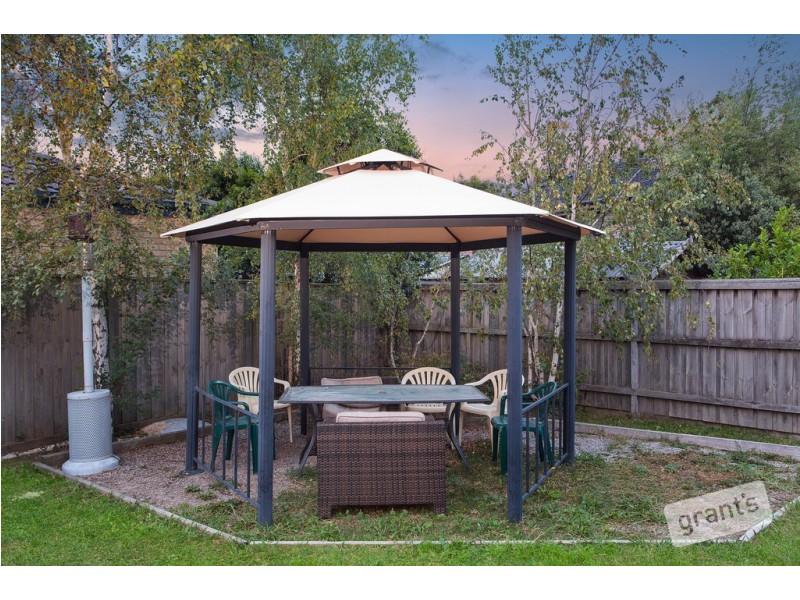 14 The Springs Close, Narre Warren South VIC 3805