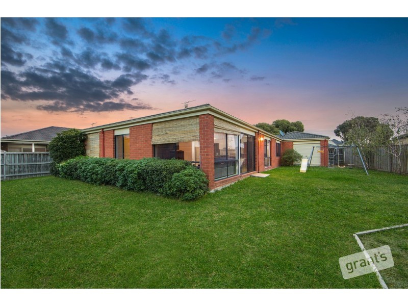 14 The Springs Close, Narre Warren South VIC 3805