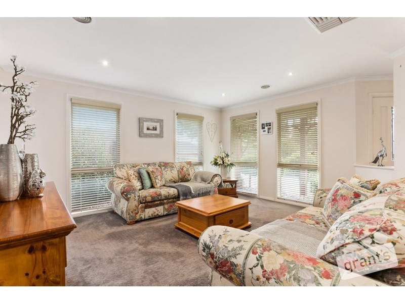 3 St Johns Wood Terrace, Berwick VIC 3806
