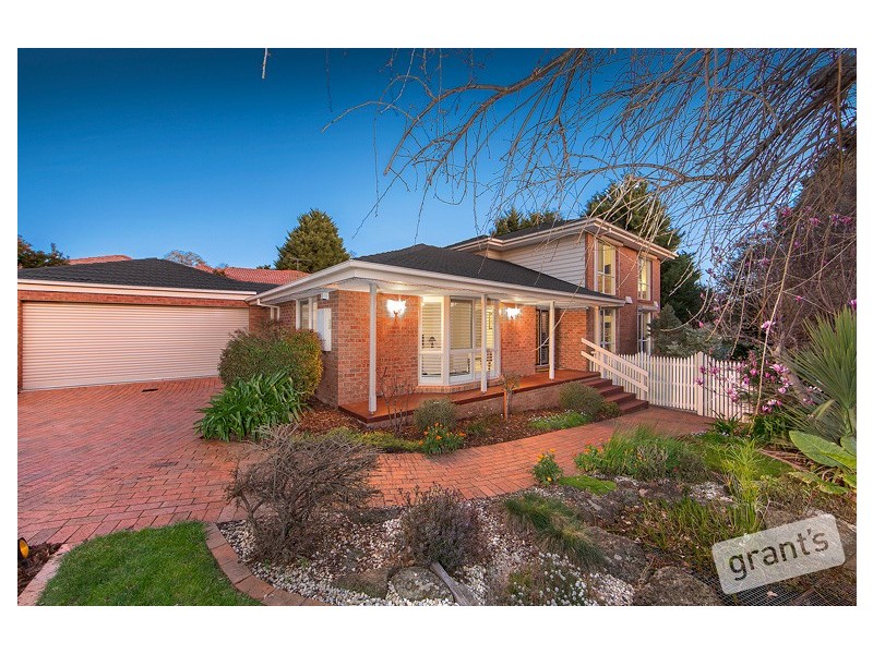 31 Bournevale Drive, Berwick VIC 3806