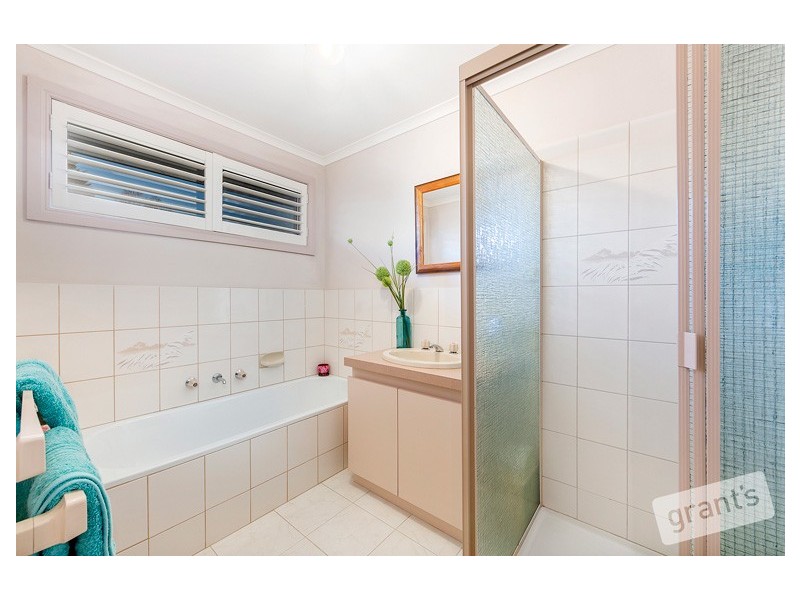 31 Bournevale Drive, Berwick VIC 3806