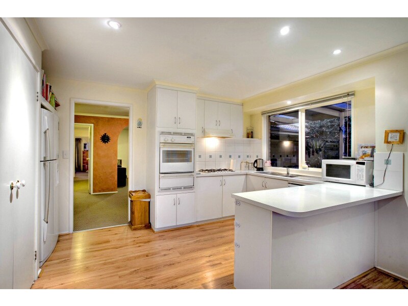 32 Albrecht Avenue, Berwick VIC 3806