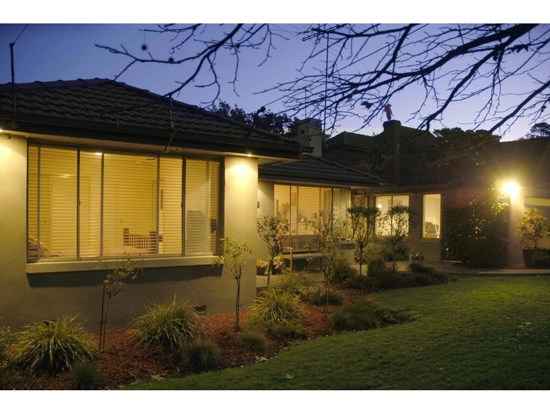 1 Ayr Court, Berwick VIC 3806