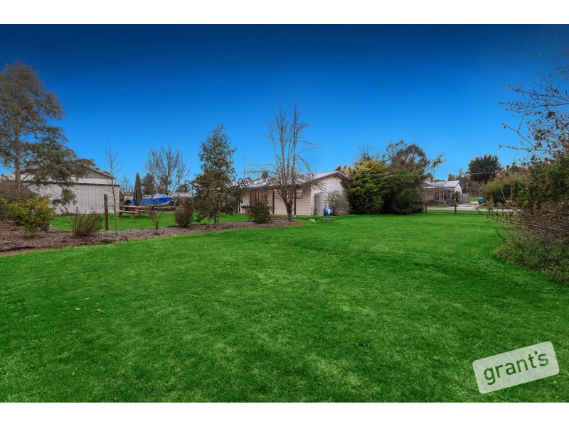 2 Hewson Street, Nyora VIC 3987