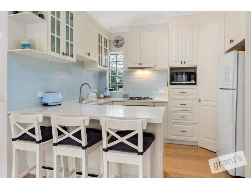 39 Leonard Avenue, Berwick VIC 3806