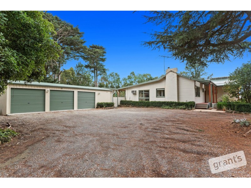 313 Harkaway Road, Narre Warren North VIC 3804