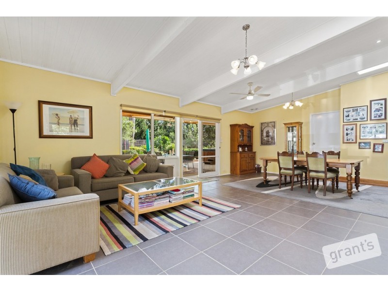 313 Harkaway Road, Narre Warren North VIC 3804