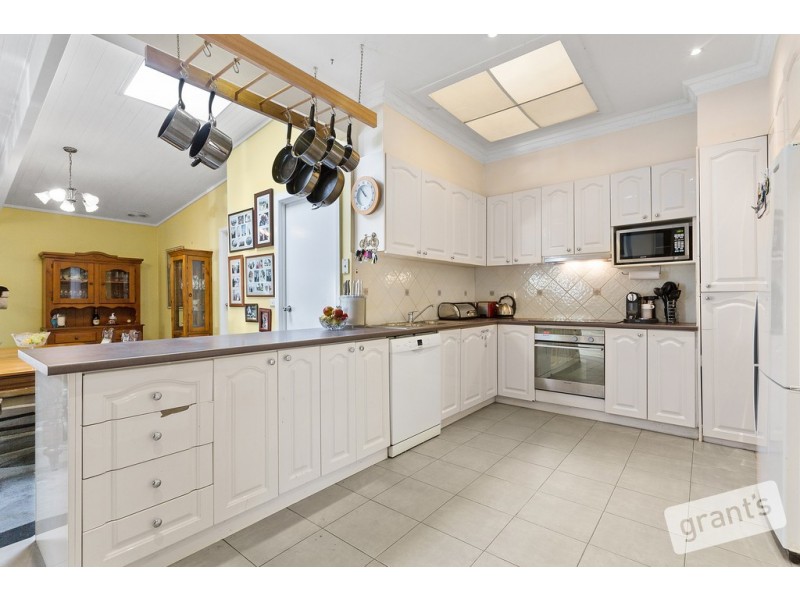 313 Harkaway Road, Narre Warren North VIC 3804