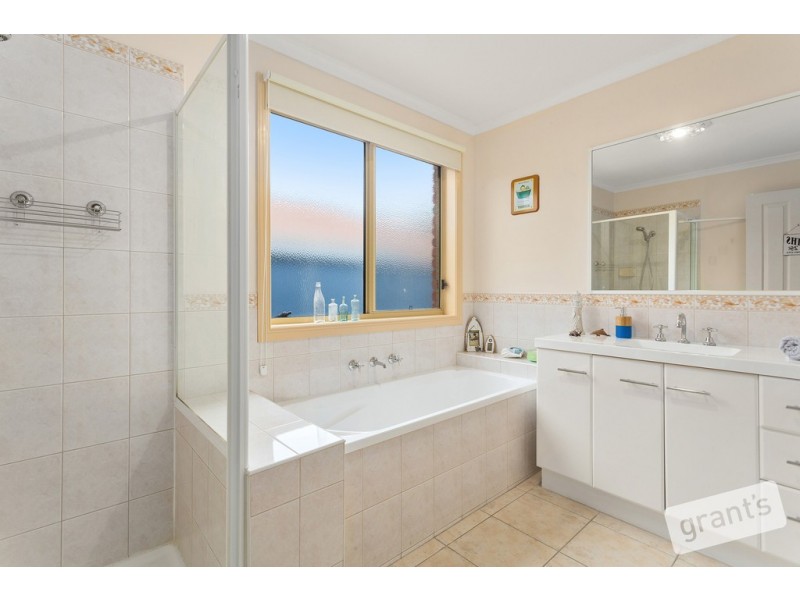 169 Golf Links Road, Berwick VIC 3806