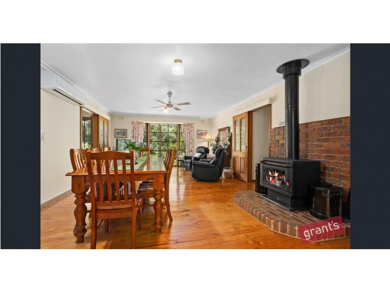 16 Oaks Court, Lysterfield South VIC 3156