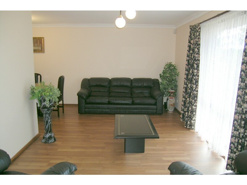 26 Howitt Court, Berwick VIC 3806