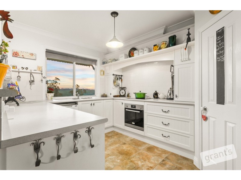 12 White Birch Close, Poowong VIC 3988