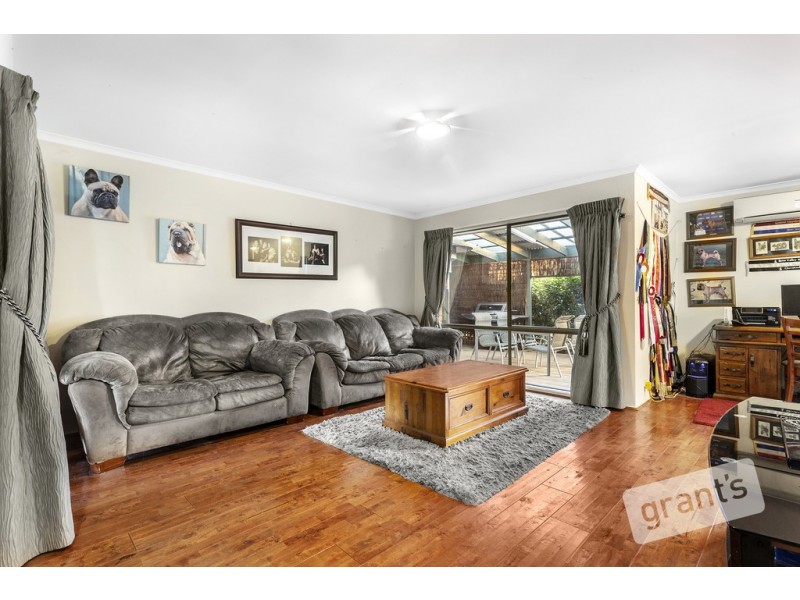 33 James Street, Lang Lang VIC 3984