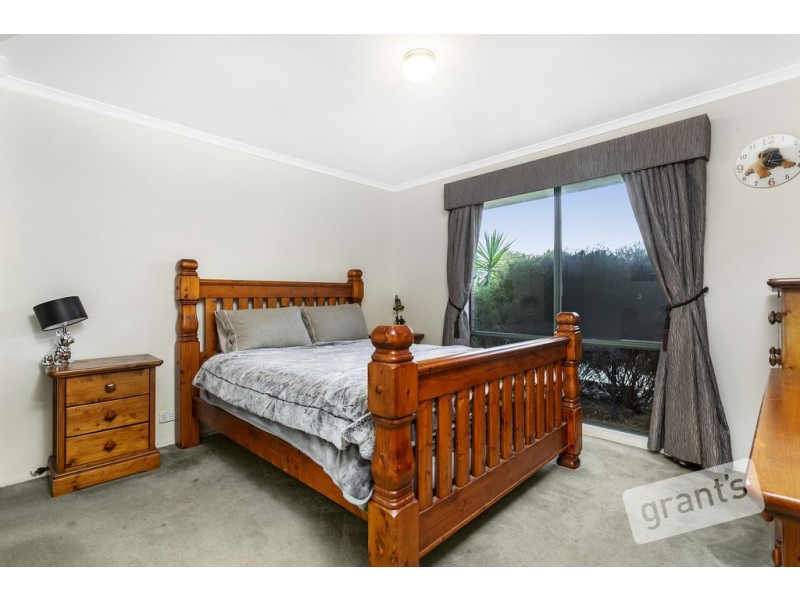 33 James Street, Lang Lang VIC 3984