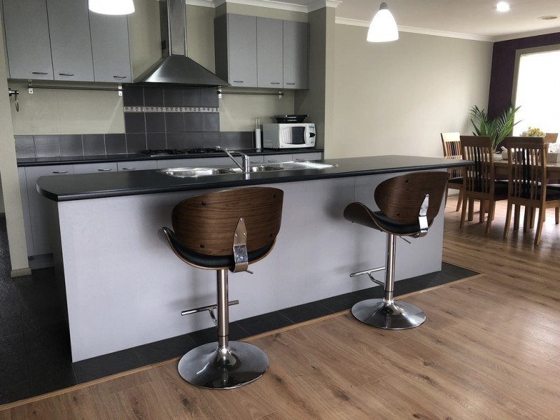 45 Chatswood Drive, Narre Warren South VIC 3805