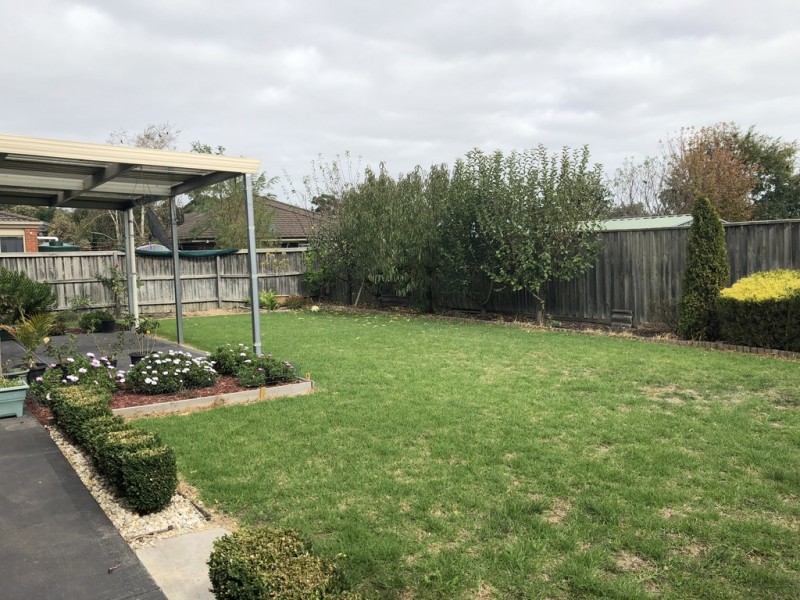 45 Chatswood Drive, Narre Warren South VIC 3805