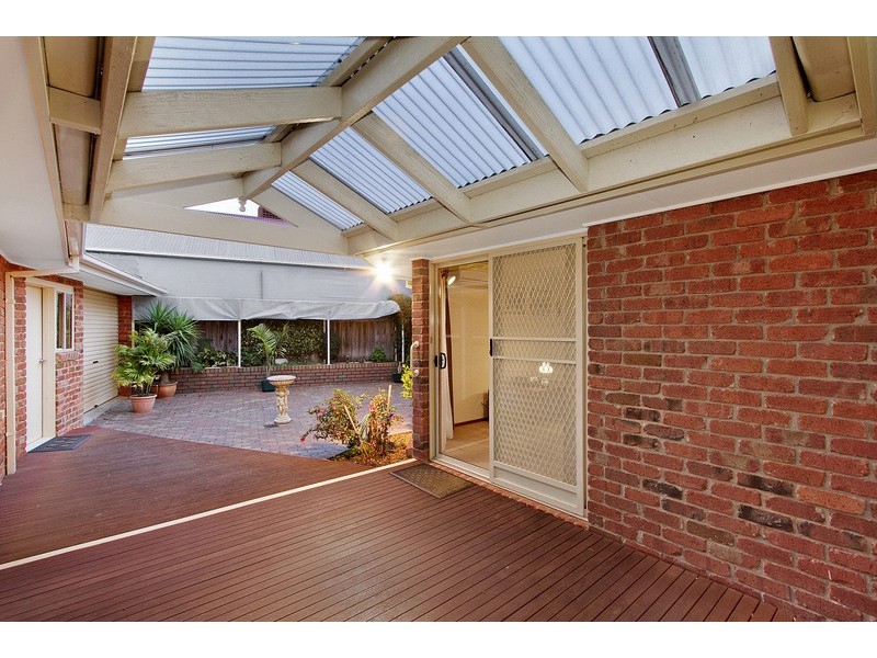 70 Avebury Drive, Berwick VIC 3806