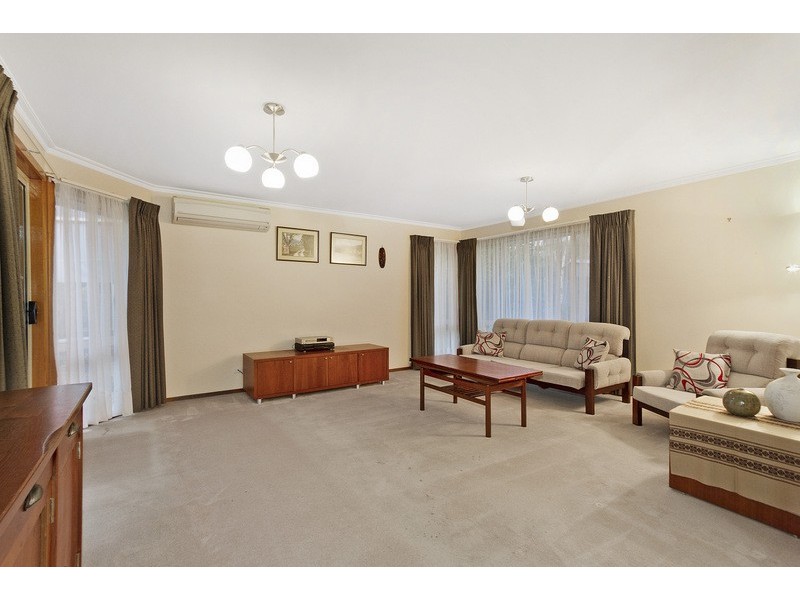 70 Avebury Drive, Berwick VIC 3806