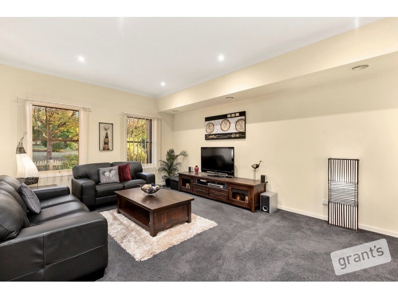 9 Reid Mews, Berwick VIC 3806