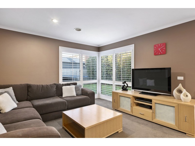 26 Pendulum Place, Berwick VIC 3806