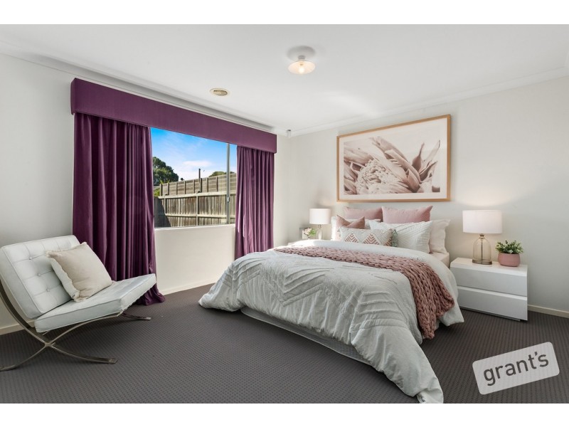 36 Yammerbook Way, Cranbourne East VIC 3977