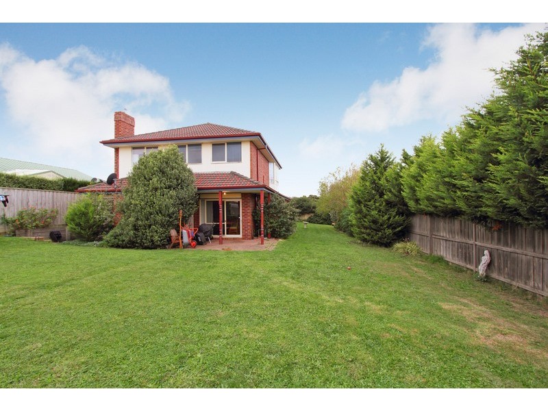 50 Grantham Crescent, Berwick VIC 3806