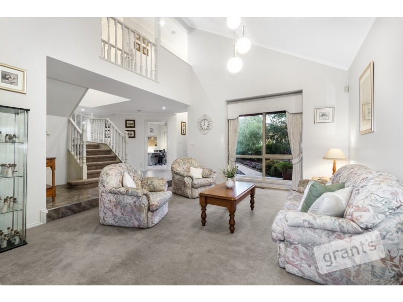 9 Kingsmere Drive, Berwick VIC 3806