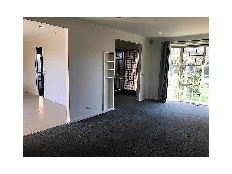 8/17-19 Wilson Street, Berwick VIC 3806