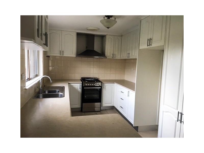 34 Summerlea Road, Narre Warren VIC 3805