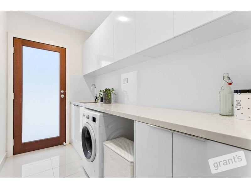 15 Kiama Street, Officer VIC 3809