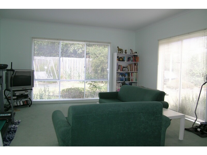 32 The Quays, Narre Warren South VIC 3805