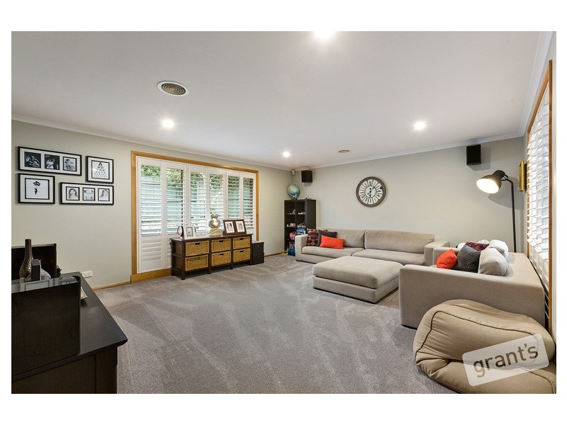 14 Allardice Parade, Berwick VIC 3806