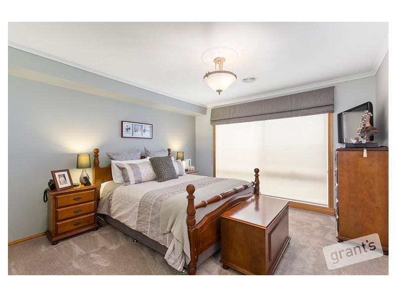 14 Allardice Parade, Berwick VIC 3806