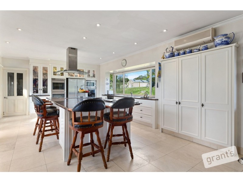 188 Boundary Road, Narre Warren East VIC 3804