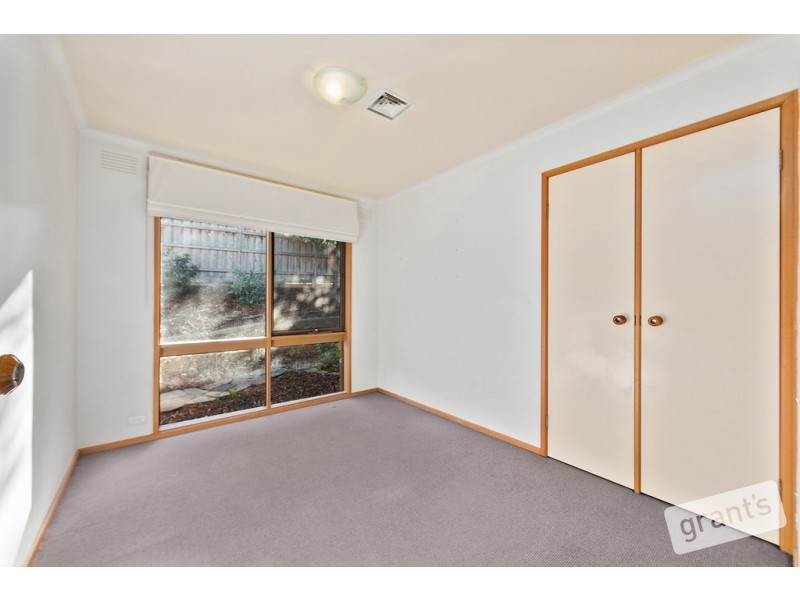 1 Queens Court, Berwick VIC 3806